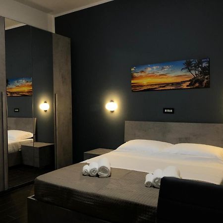 Hotel Neyra Beach 리미니 외부 사진
