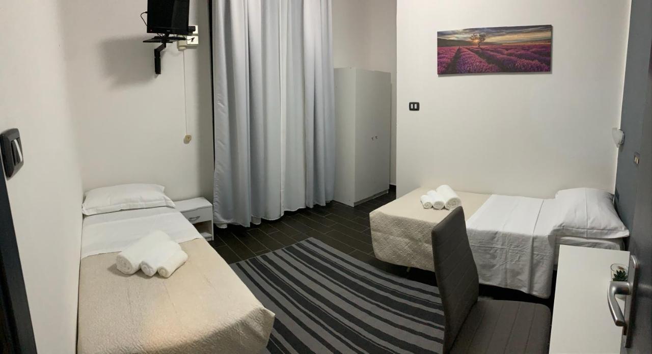 Hotel Neyra Beach 리미니 외부 사진