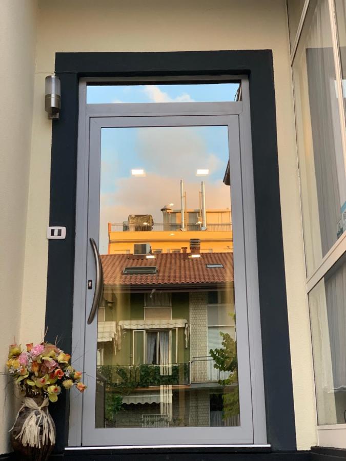 Hotel Neyra Beach 리미니 외부 사진