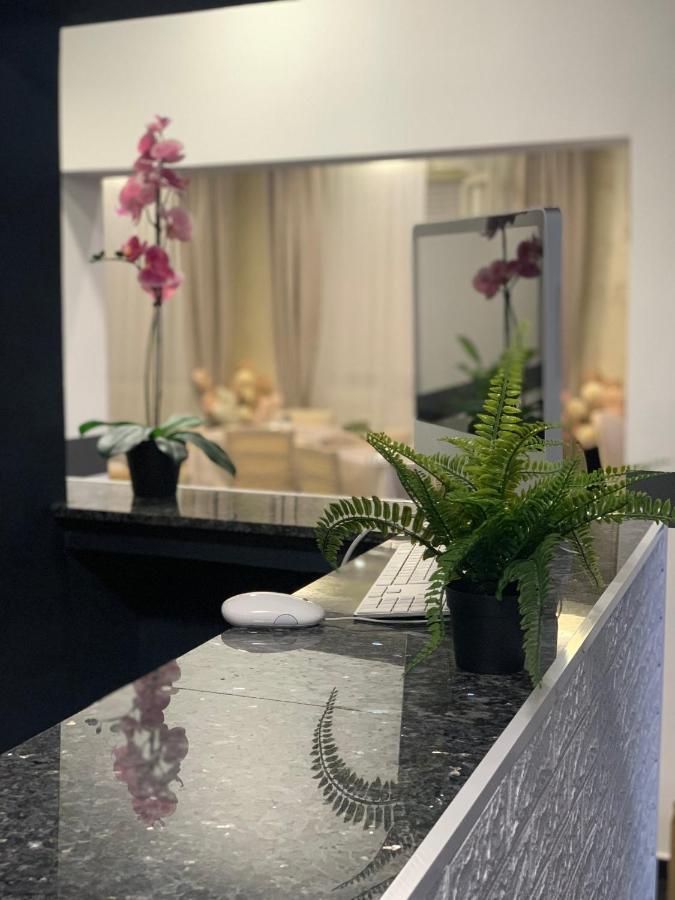 Hotel Neyra Beach 리미니 외부 사진